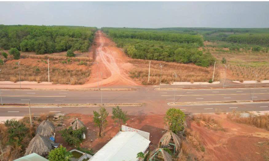 Đất nền mặt tiền Xuyên Tâm, 5 x 40 x 100m2 thổ cư, tài chính 300 triệu